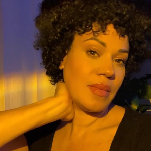 Meet your Posher, Svetlana - Picture 2 of 2